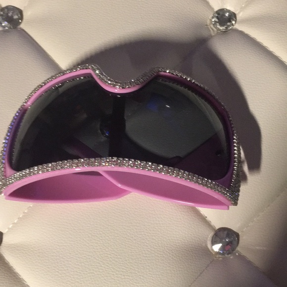 Rhinestones Sunglasses NWOT - Picture 7 of 7